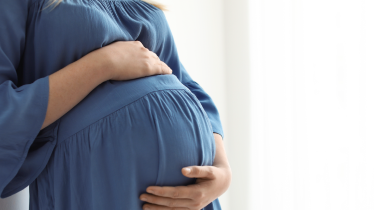 Diabete e gravidanza: perché il controllo della glicemia è fondamentale per la salute di mamma e bambino